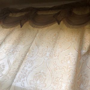 Golden God hands Drapes